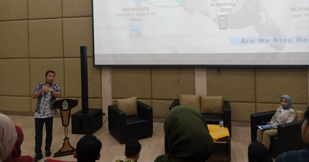Dunia Kerja Corporate, HMJ Ilmu Politik, Seminar Nasional