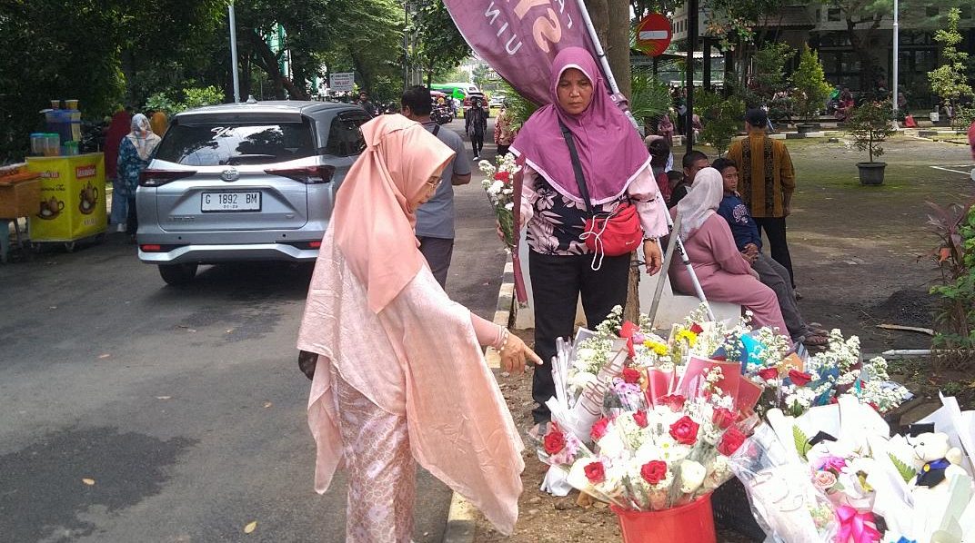 Wisuda UIN Walisongo