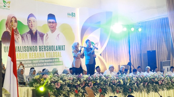 Sayyid Zulfikar dan Veve Zulfikar, UIN walisongo Bersholawat