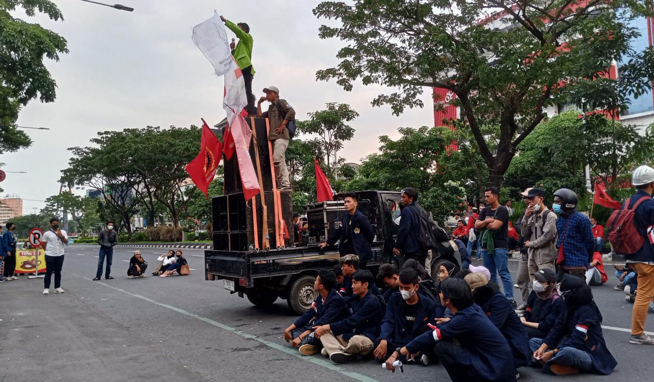 Aksi Mei Menyala, UIN Walisongo