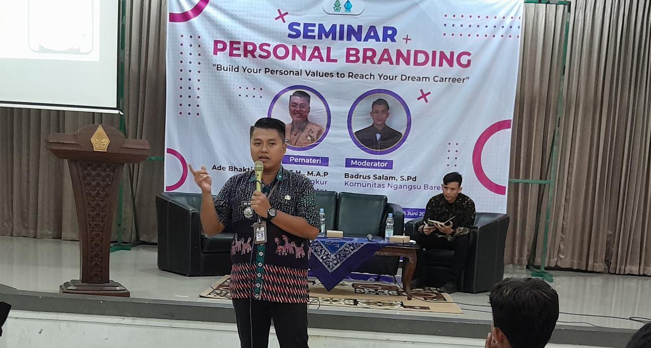 Ade Bhakti, Personal Branding, UIN Walisongo