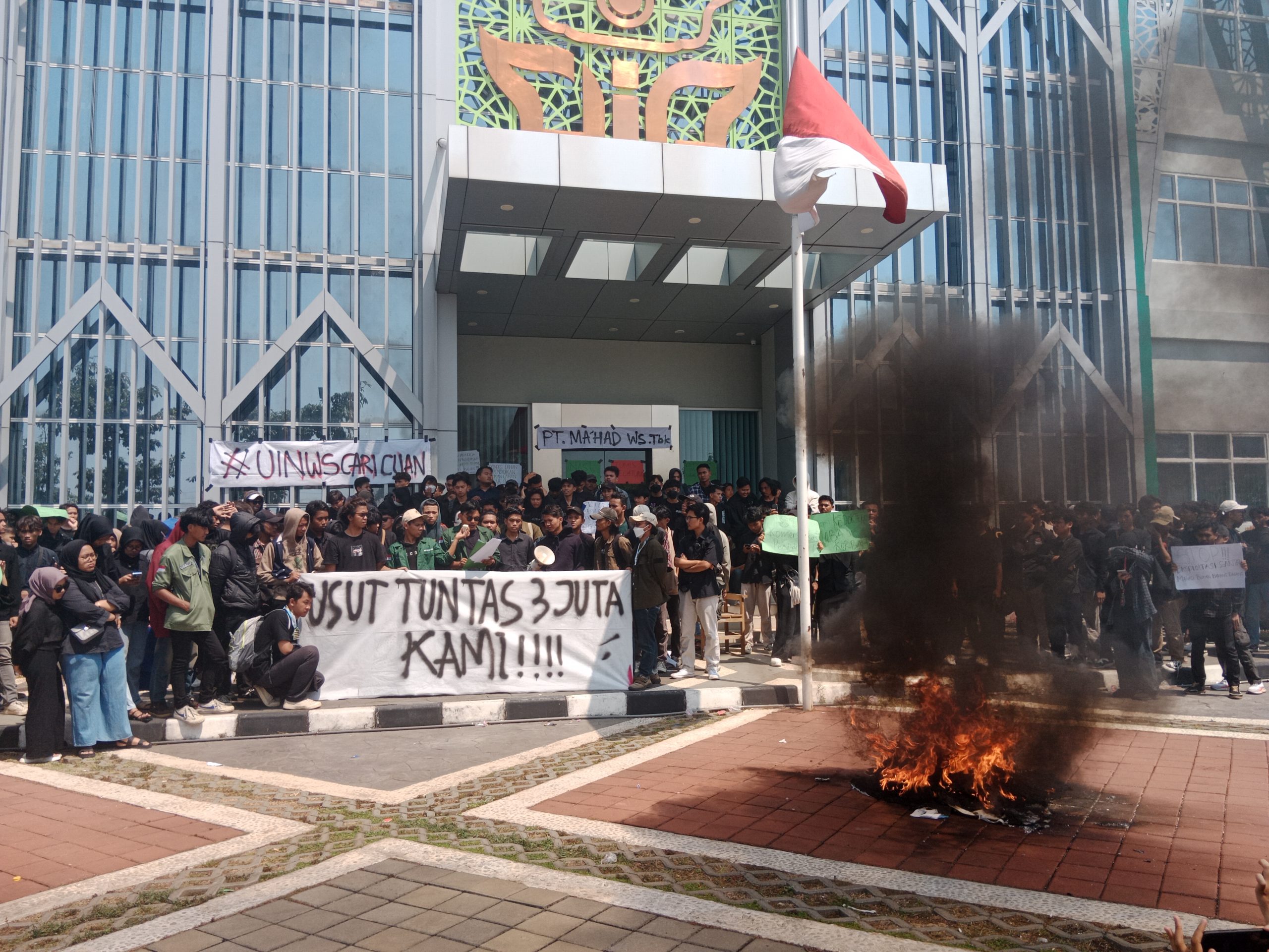 UIN Walisongo, Ma'had UIN Walisongo, Wajib Ma'had, Aksi Penolakan Wajib Ma'had 