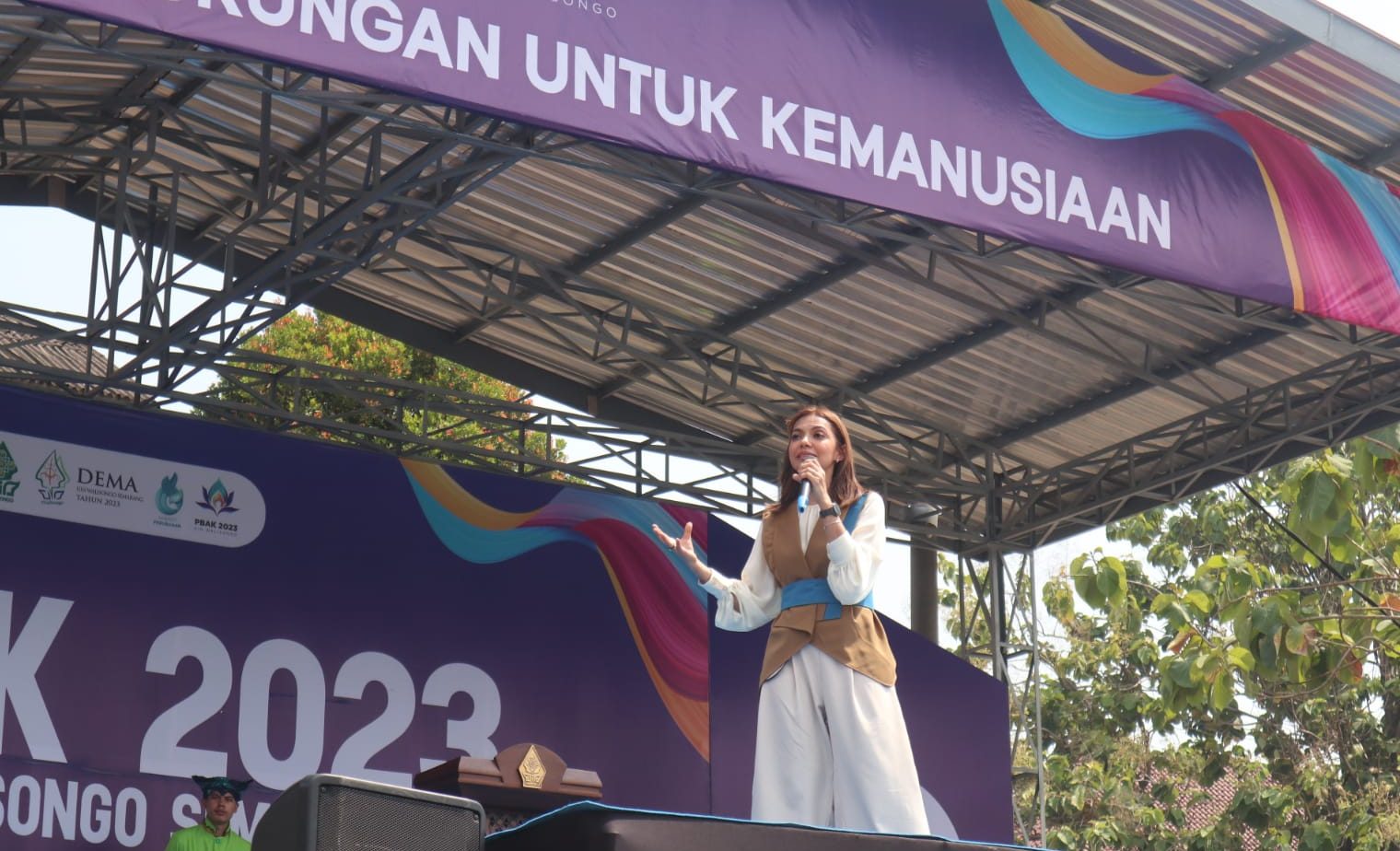 Najwa Shihab di UIN Walisongo