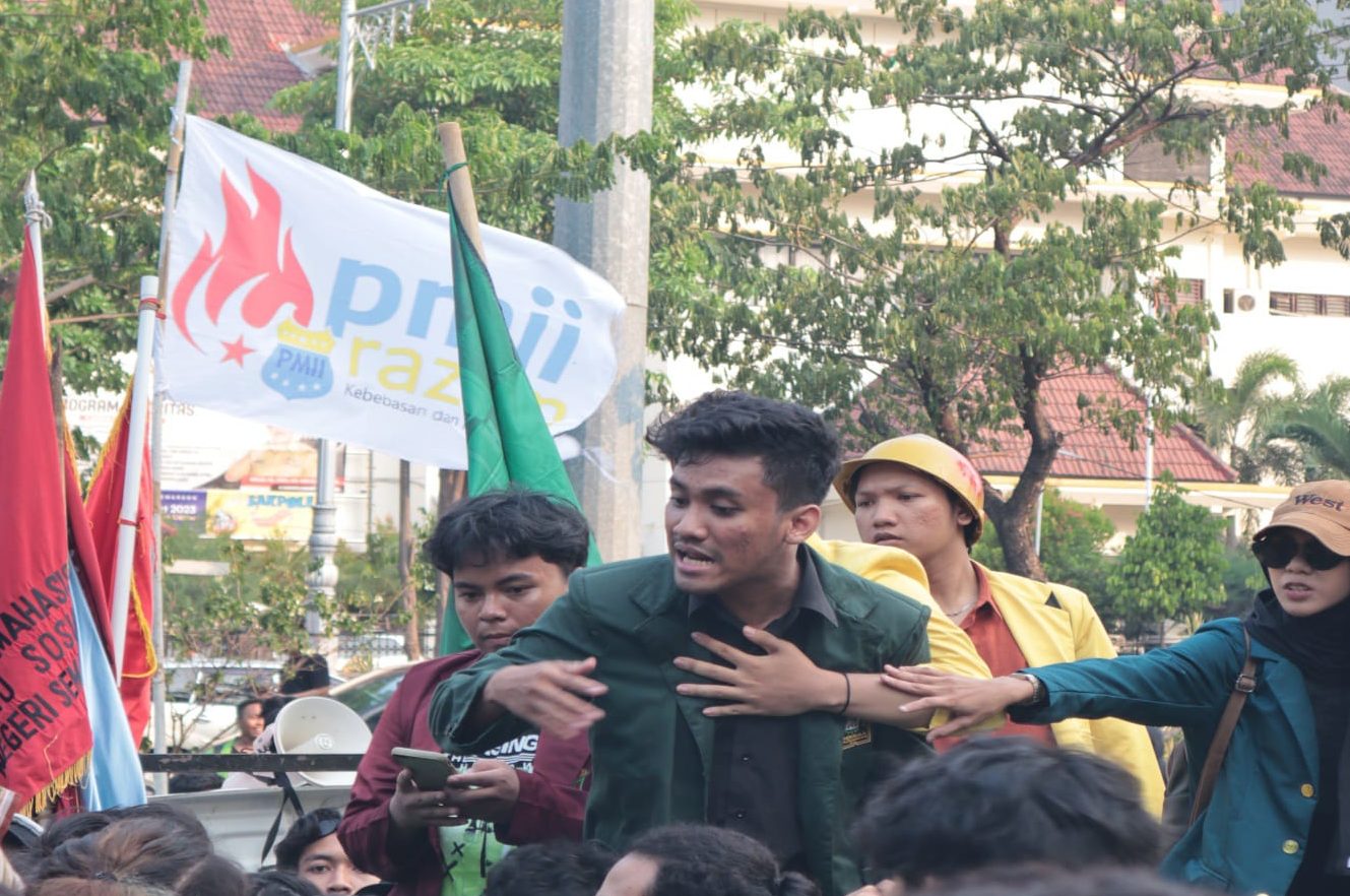 Kekacauan Antarmahasiswa, Aksi Evaluasi 9 Tahun Jokowi, Jawa Tengah