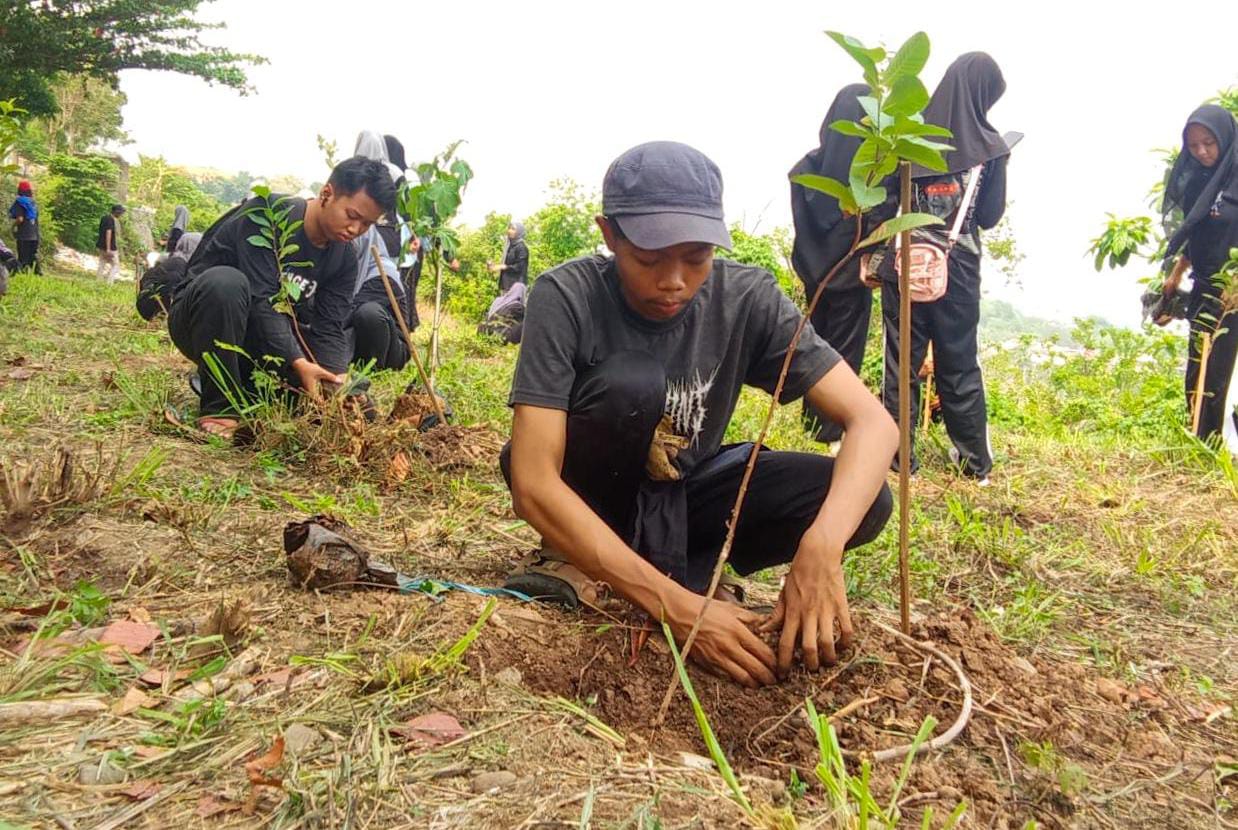 Penanaman Pohon, ISAI UIN Walisongo, Tekling UIN Walisongo, UIN Walisongo