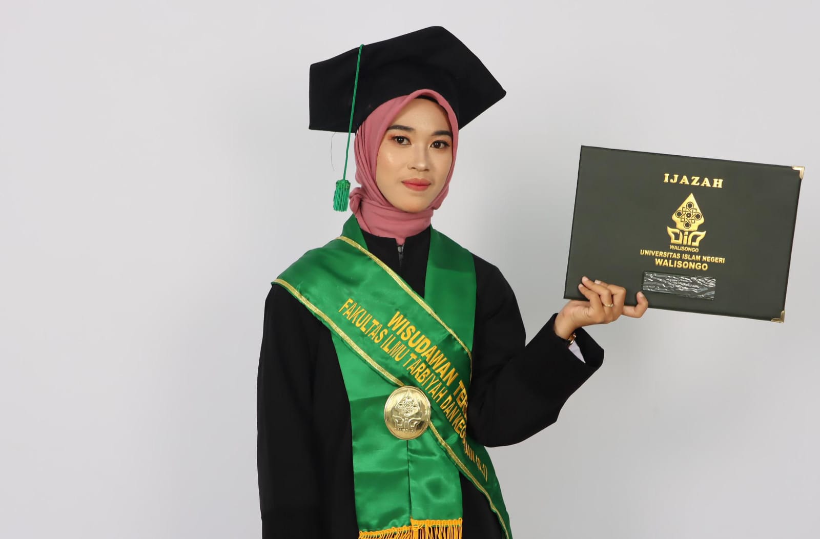 Nilal Muna Fatmawati, Wisudawan Terbaik FITK, UIN Walisongo
