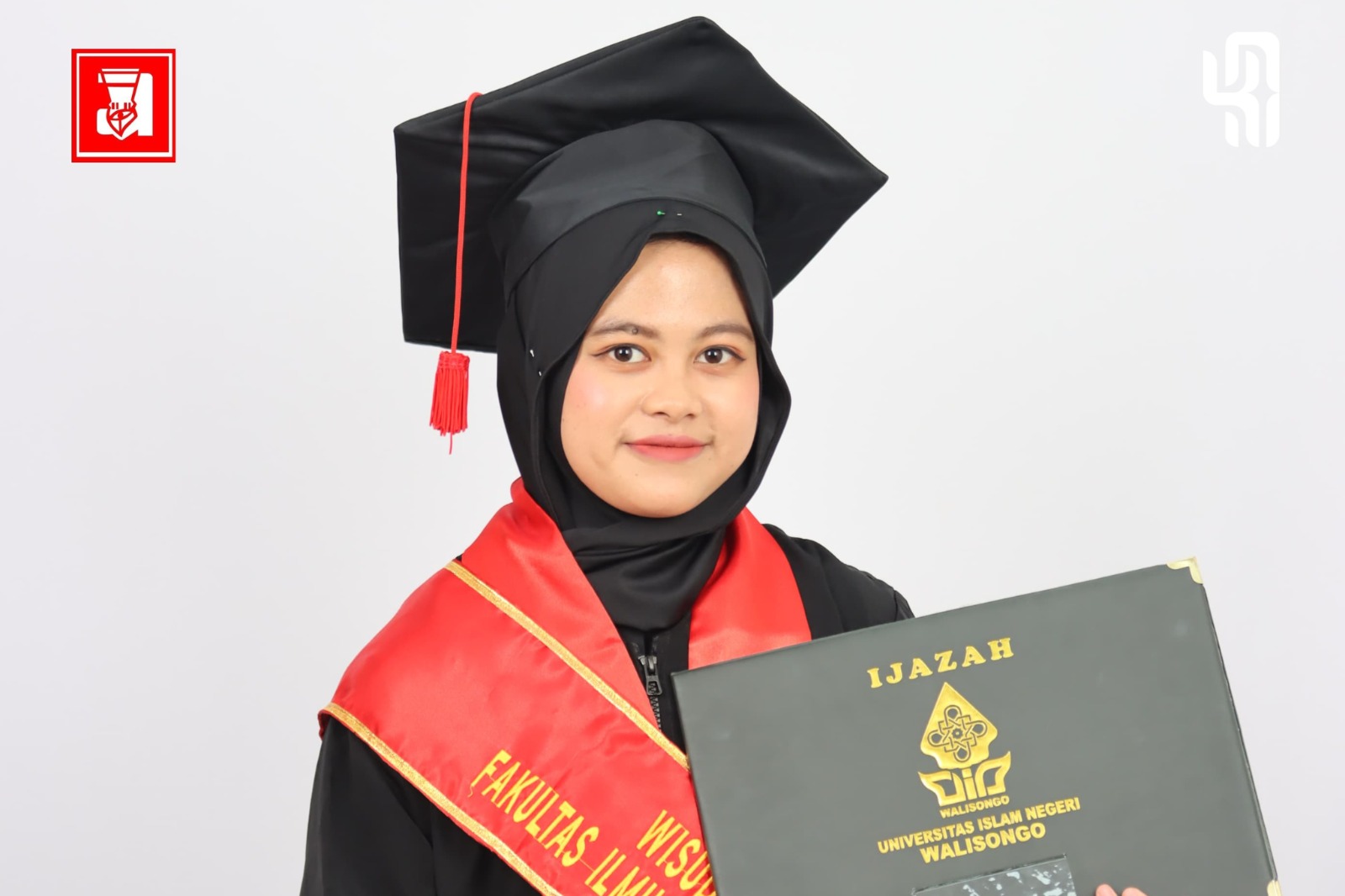 Wisudawan terbaik, UIN Walisongo, FISIP UIN Walisongo, Skripsi Fan War NCTzen, Skripsi Konflik sosial
