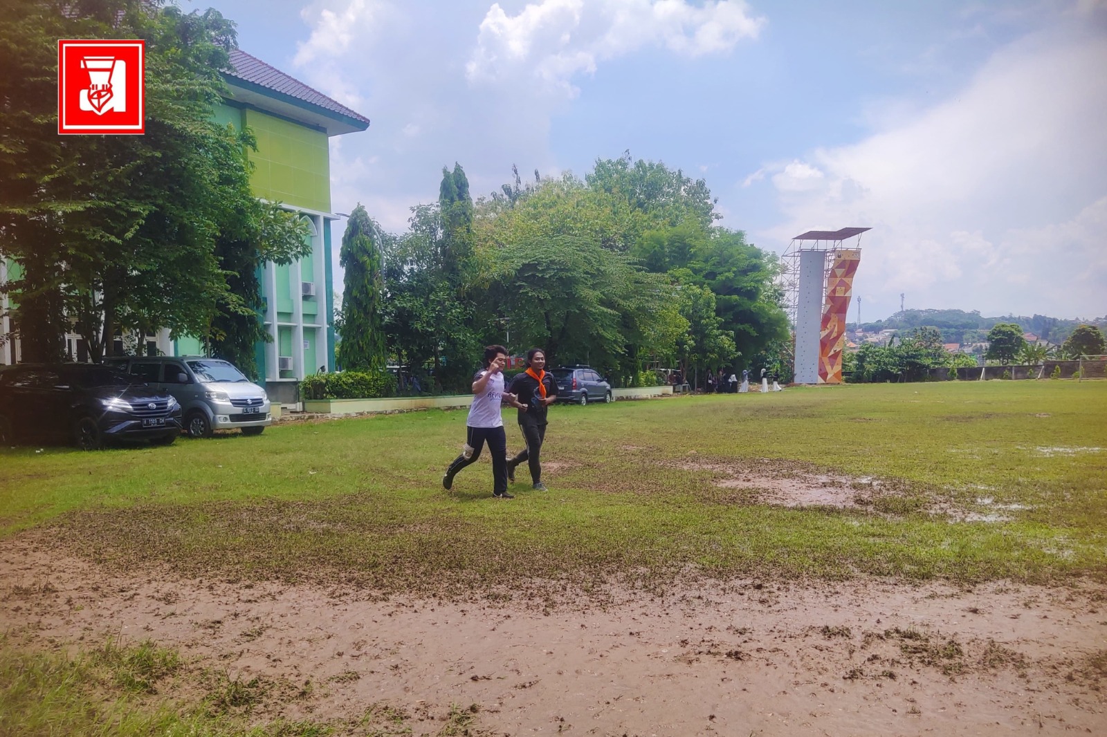 UIN Walisongo, Lapangan UIN Walisongo, Parkir Wisuda, Lapangan berlumpur, Wisuda UIN Walisongo