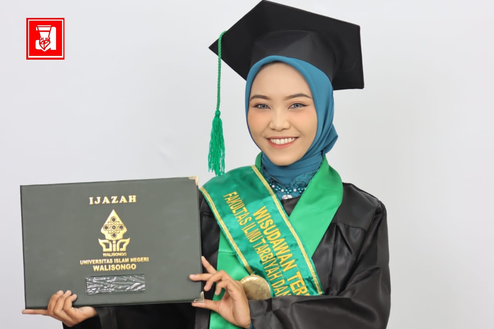 Wisudawan Terbaik FITK, Viosa Vironika, Wisudawan Terbaik, Wisuda UIN Walisongo, UIN Walisongo