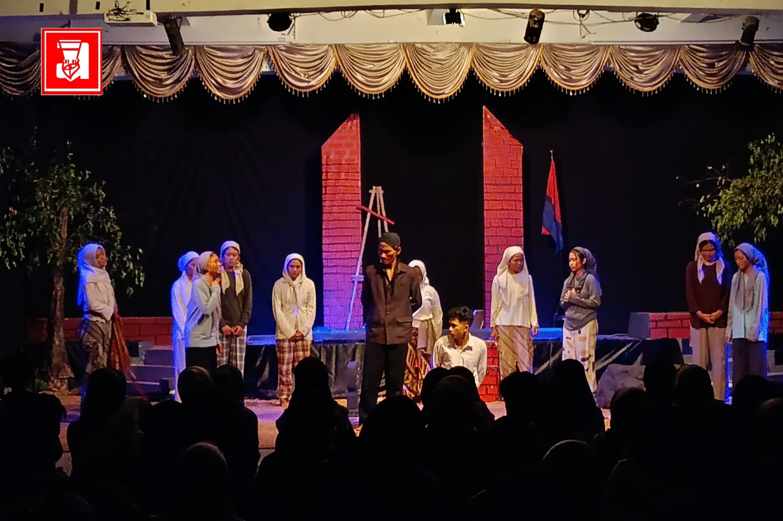 Teater Koin, Pentas Teater Koin, Studi Pentas Cannibalogy, UIN Walisongo, Teater FEBI UIN Walisongo