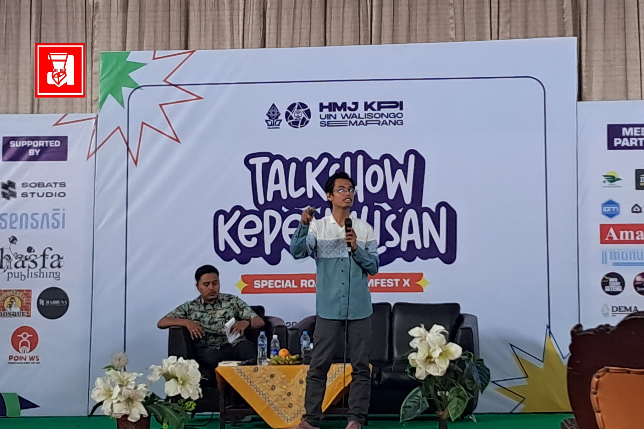 hmj kpi, talkshow kepenulisan, tips menulis, agus mulyadi, kpi uin walisongo, uin walisongo