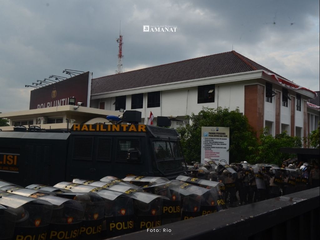Affan Kurniawan, Aksi Solidaritas Ojol, Mapolda Jateng, Demo Ojol, Demo Semarang